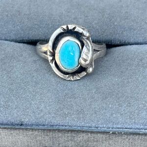 Vintage Southwestern Ring Size 6 3/4 Sterling Silver Faux Turquoise Jewelry